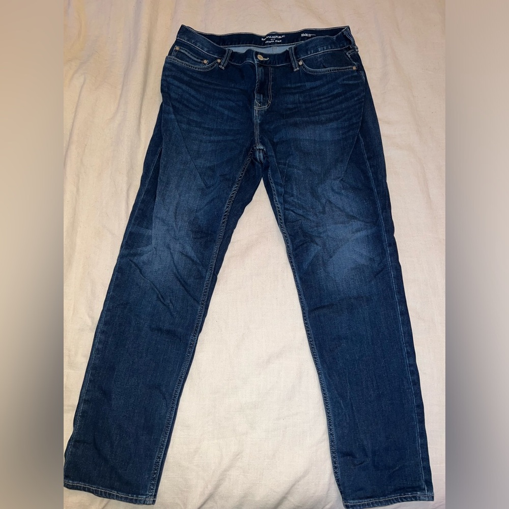 Banana Republic Travel Jean Athletic Fit 35x30